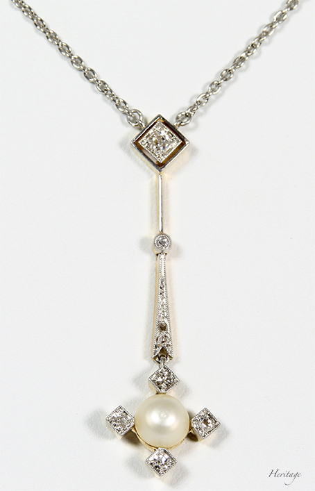 シルキーマットな天然真珠のスタイリッシュなエドワーディアン・ネックレス