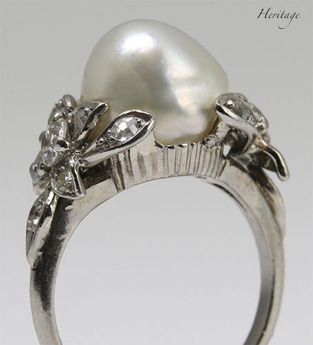 アンティークジュエリー　大珠天然真珠　オールドヨーロピアンカット・ダイヤモンド　アールデコ　プラチナ　リング　指輪