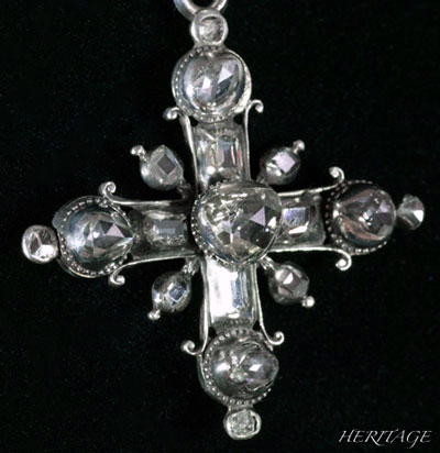 アンティーク　エメラルドカット　ダイヤモンド　ケルトのダイヤモンドクロス　ペンダント　フランス　ダッチローズカット　17世紀