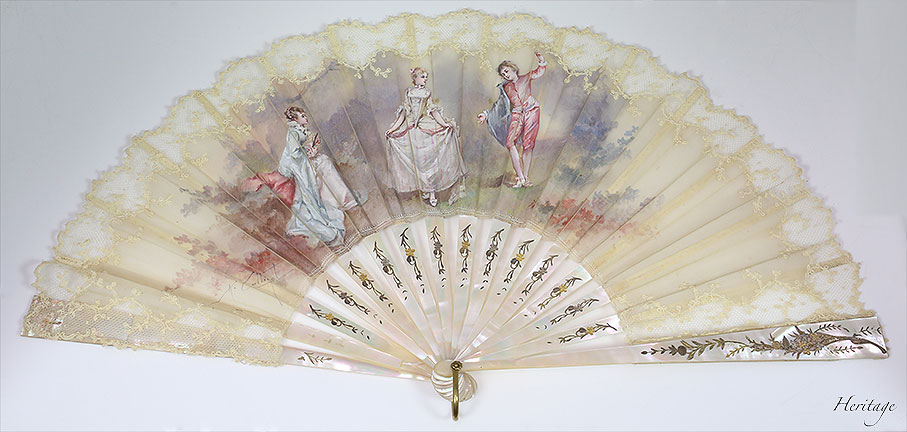 貴族の舞踏会の様子を描いたマザーオブパール＆シルク＆アンティークレースの美しいフランスの扇　