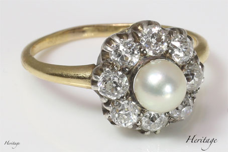 天然真珠＆ダイヤモンドのクラスターリング　アンティーク・ジュエリー