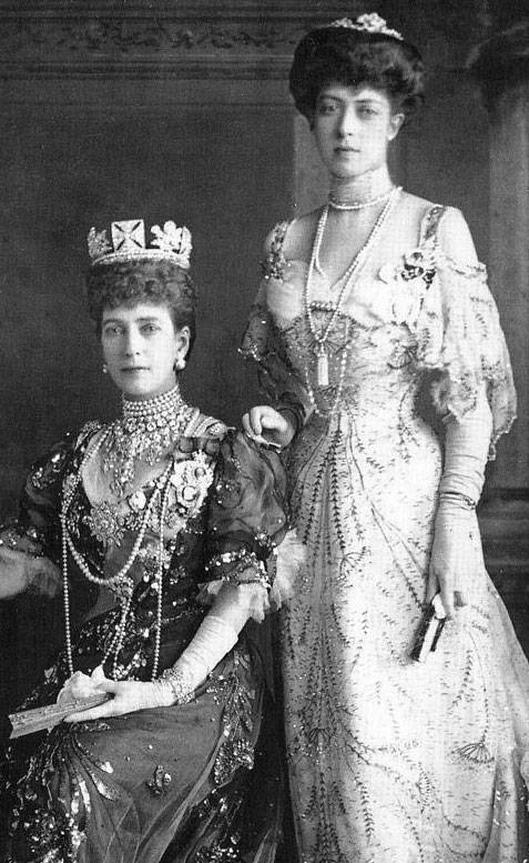 イギリス王妃アレクサンドラと娘ヴィクトリア王女