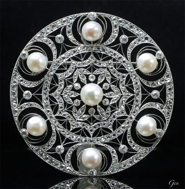 天然真珠&プラチナの透かし細工が美しいアールデコのペンダント＆ブローチ