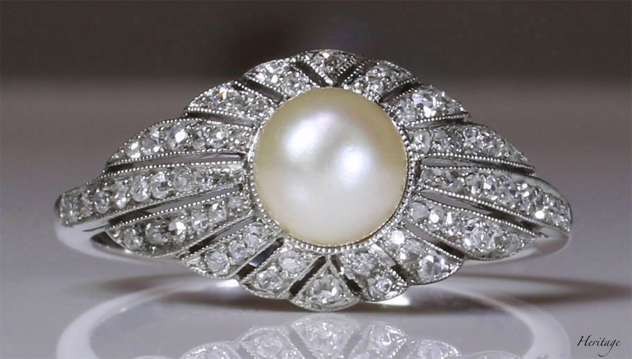 アールデコの天然真珠の最高級ボンブリング