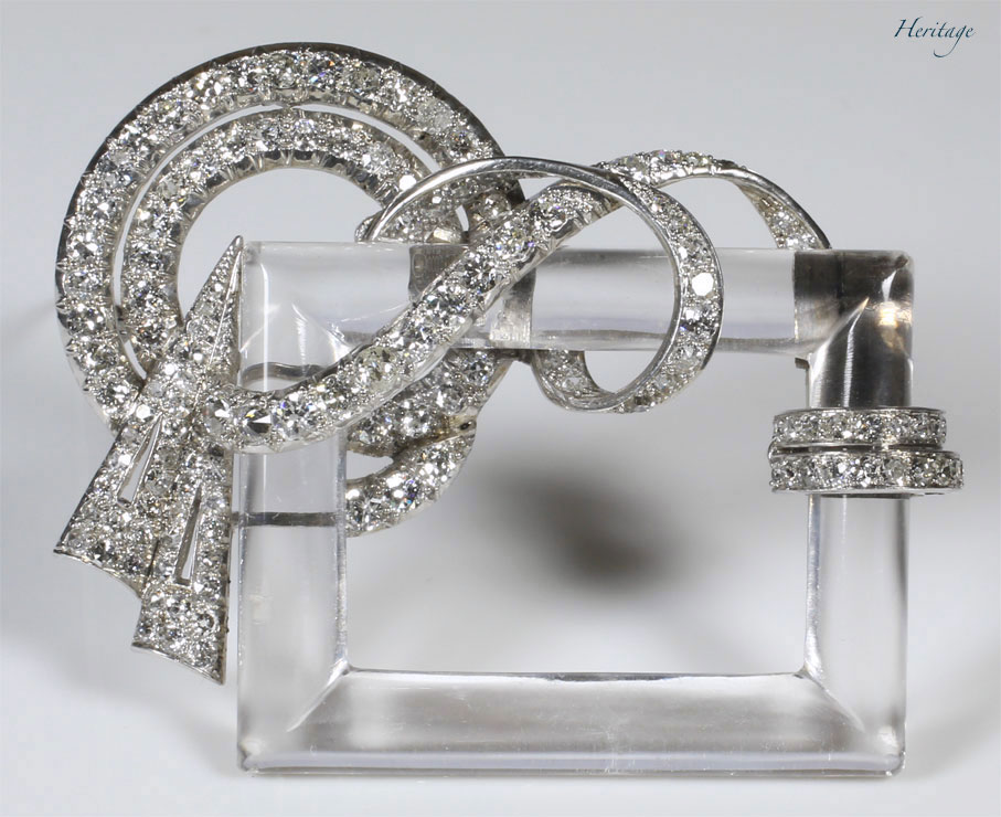 アールデコのアーキテクチャ・デザインのクリスタル＆ダイヤモンドの最高級ブローチ