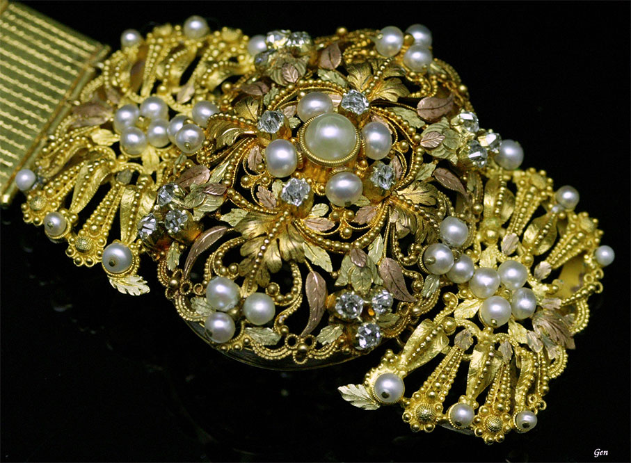 ジョージアンの非常に珍しい天然真珠の3連ネックレス | アンティーク 
