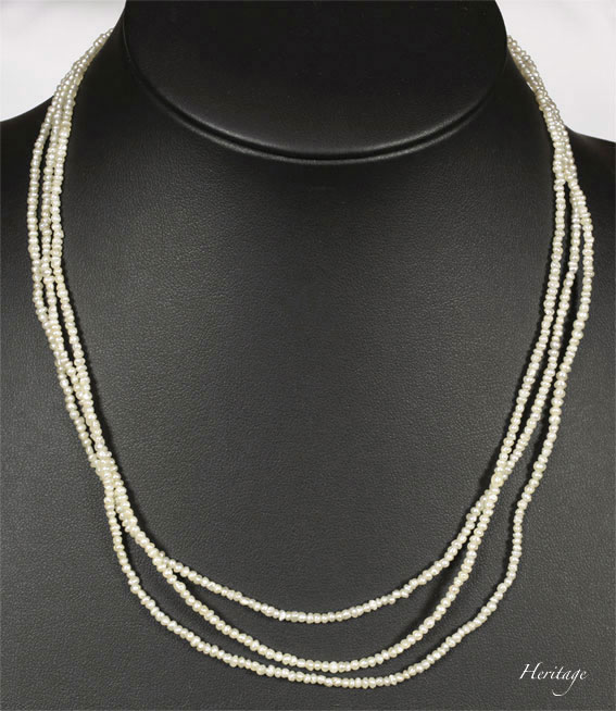ジョージアンの天然真珠の三連ネックレス