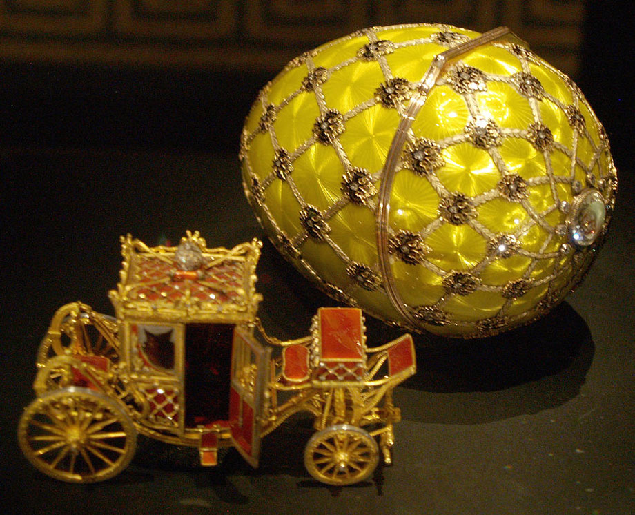 ファベルジェによるロシア皇帝の戴冠式のエッグ
