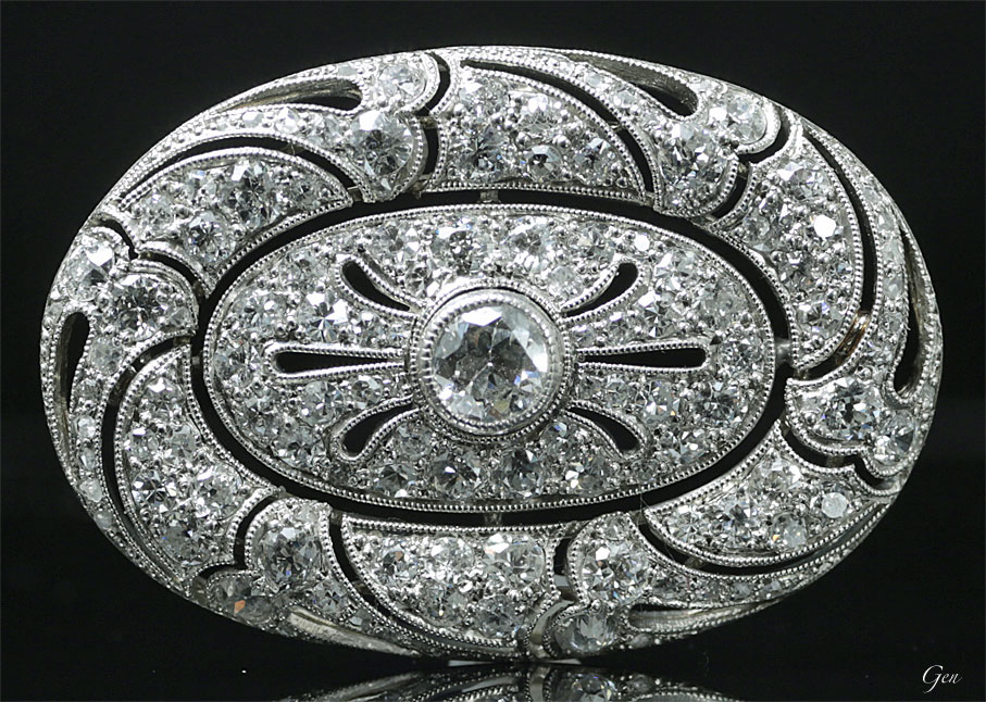 ドイツの王室御用達コッホの最高級ダイヤモンド・ペンダント＆ブローチ