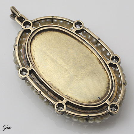 �A�[���f�R�̃o�b�J���e�̃u���[�̃��o�[�X�E�C���^���I�E�y���_���g