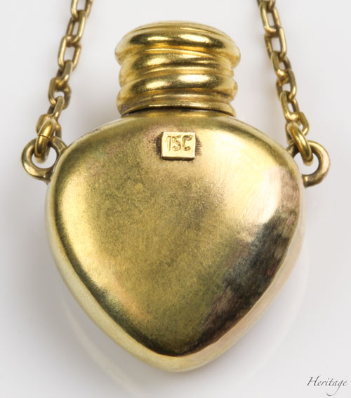 �A���e�B�[�N��15ct�S�[���h�̍����r�̗���