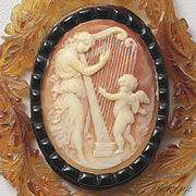 竪琴を奏でるヴィーナスとキューピッド　シェルカメオ　鼈甲のチェーン　ネックレス　アンティークジュエリー