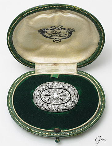 ヨーロッパの王室御用達コッホ社のダイヤモンド・ペンダント＆ブローチ