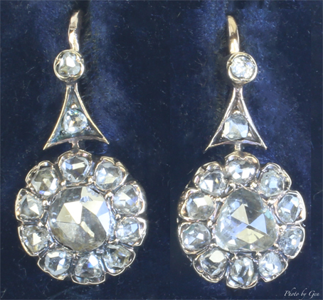 ブラジル産ダッチローズカット・ダイヤモンドの1860年代の最高級ピアス　アンティーク・ジュエリー